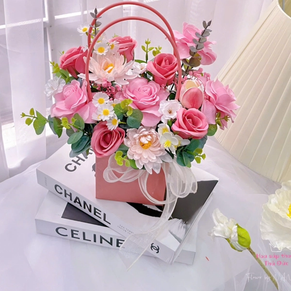 Giỏ hoa sáp