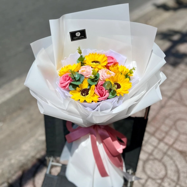 Mẫu Hoa Tốt Nghiệp ở Thủ Đức